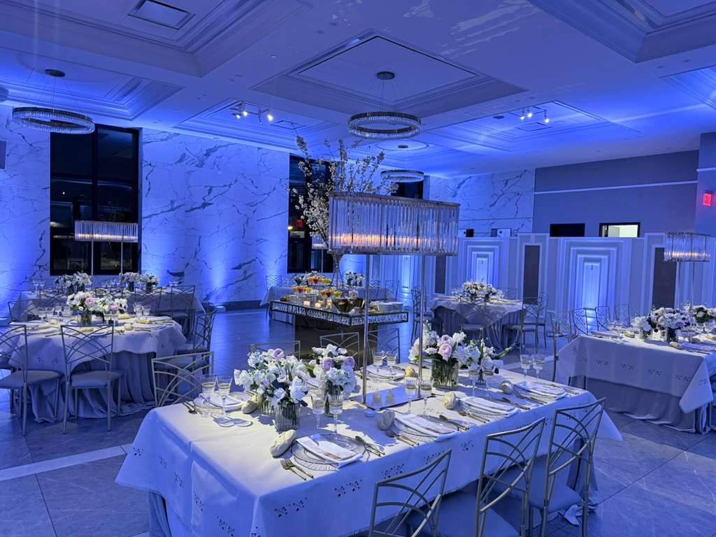 The Premiere Hall / Bais Brocha Hall