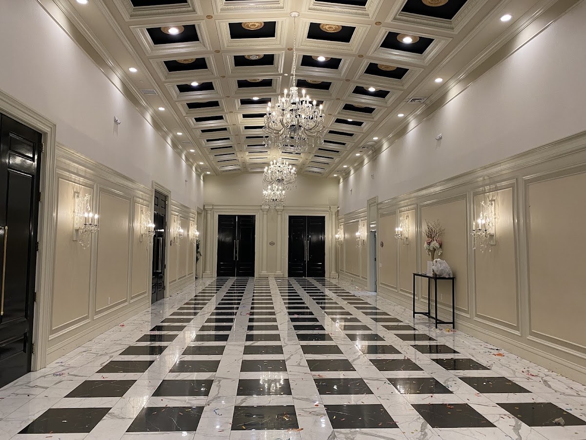 Fountain Ballroom / Ateres Genendel / Kesser Moshe Yehuda