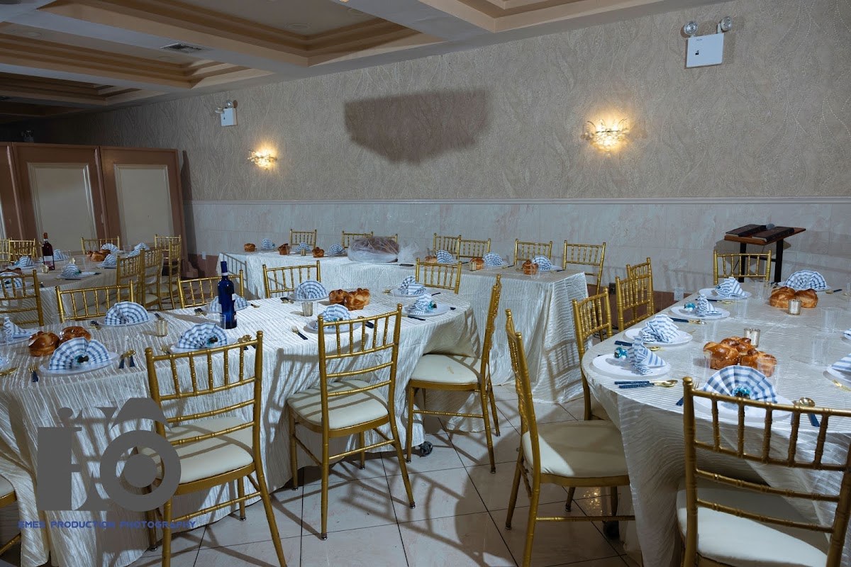 Skolya Simcha Hall