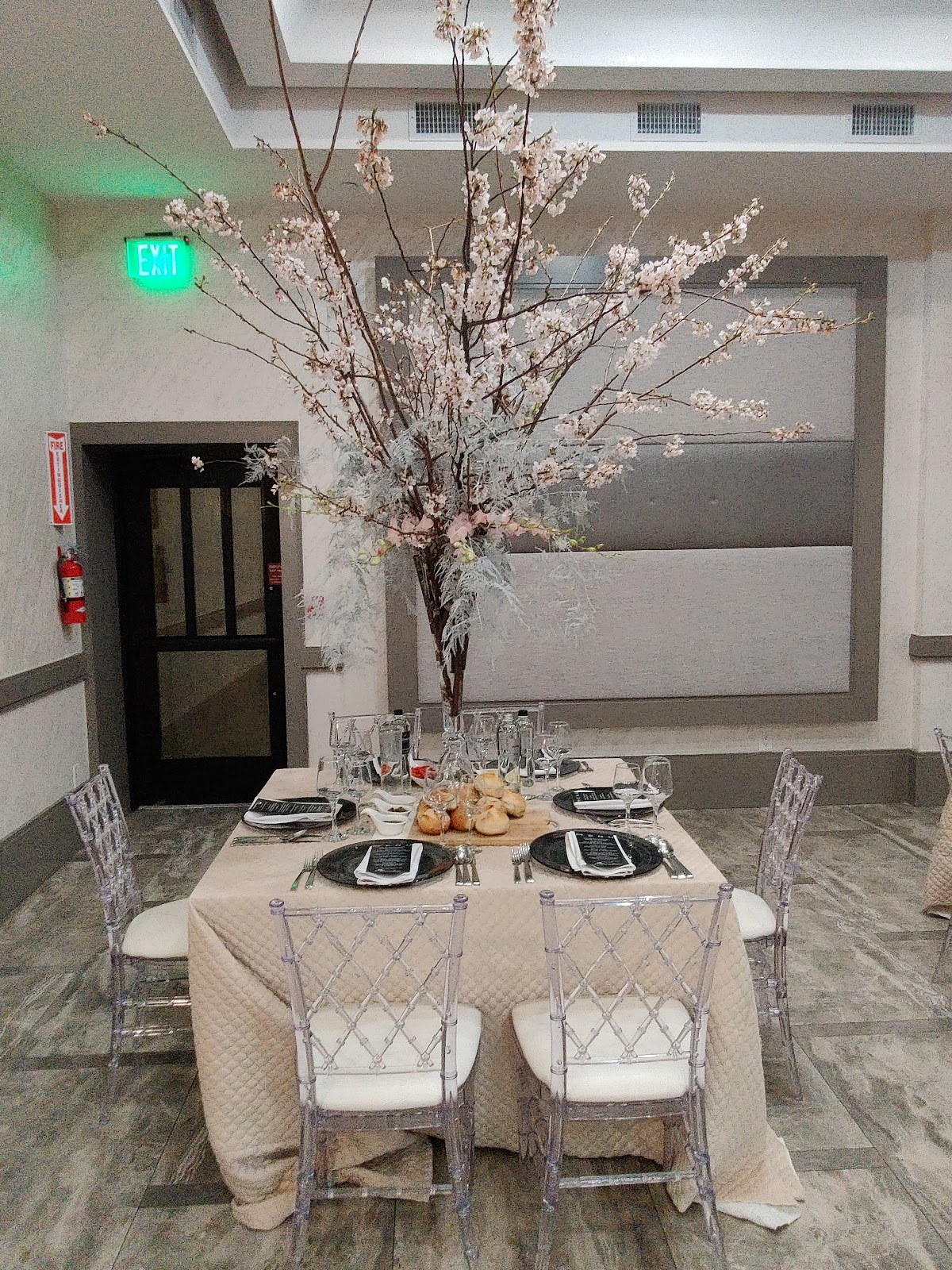 Khal Zichron Michoel Simcha Hall