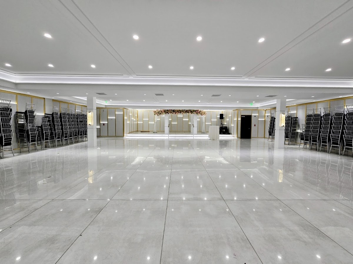 Ateres Reva Hall