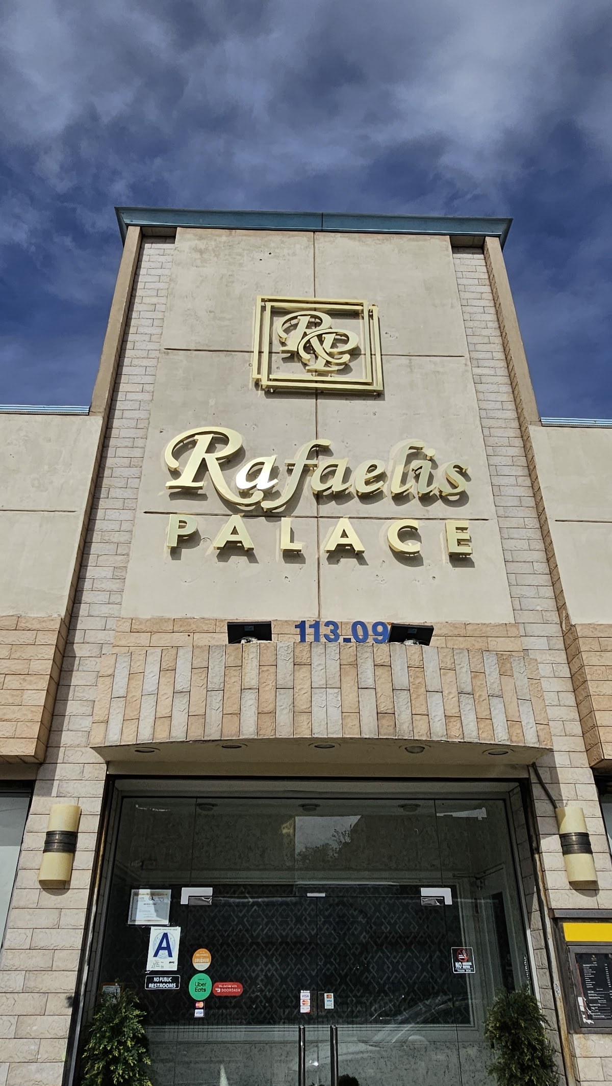 Rafaelis Palace